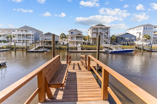 OIB Traditions-Home on the Canal/2King Beds/Dock!