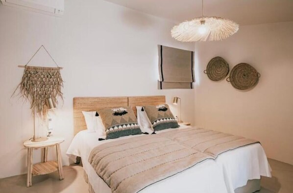 9 bedrooms, iron/ironing board, WiFi, bed sheets - House with pool in Casa Branca, Alentejo (Casa Branca)