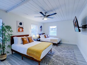 3 bedrooms, WiFi, bed sheets