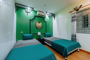 Desk, free WiFi - Casa Bonita Hotel (Hai Phong)
