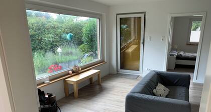 Lovingly renovated bungalow Hamburg's countryside, fully fenced plot of land