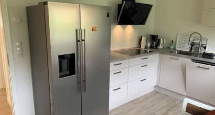 Modernes Haus 125qm bei Hamburg: Familien Gruppen - Kamin, Garten, WLAN 100 MBit