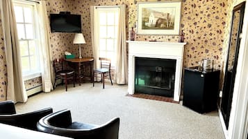 1 bedroom, iron/ironing board, free WiFi