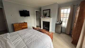 1 bedroom, iron/ironing board, free WiFi