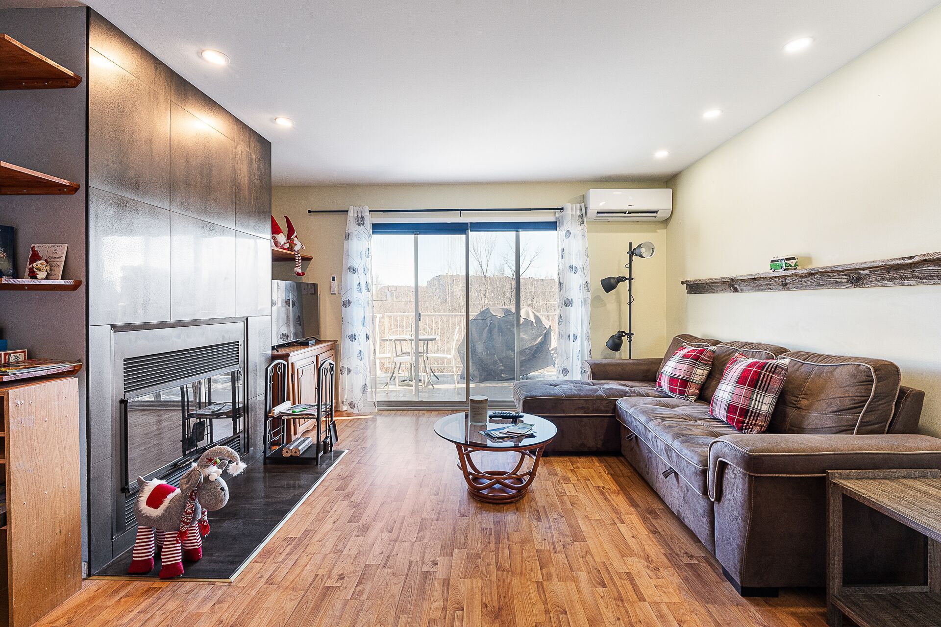 TV connectée, cheminée