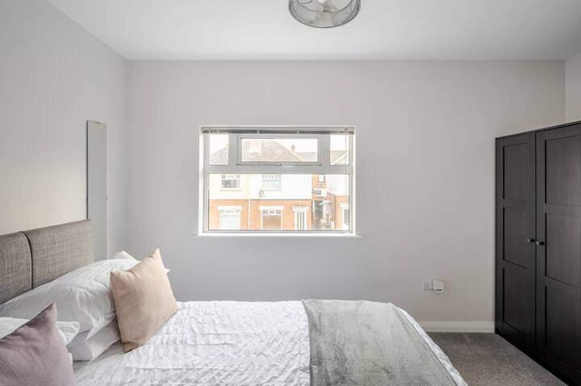 Casa | 2 dormitorios, tabla de planchar con plancha, wifi gratis y ropa de cama