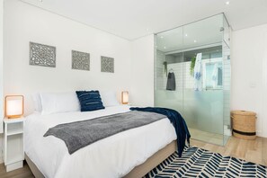 2 dormitorios, tabla de planchar con plancha, wifi y ropa de cama