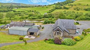 Exterior - The Welsh Barn (Aberystwyth)