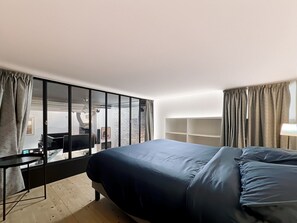 1 bedroom, iron/ironing board, WiFi, bed sheets - Charming atypical apartment - Gare de l'Est (Paris)