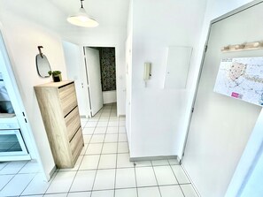 Interior - Apartment - Close to Tramway (Montpellier)