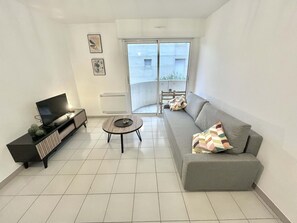 TV - Apartment - Close to Tramway (Montpellier)