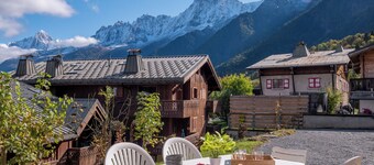 Mont Blanc chain view / hike / relaxation