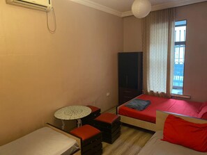 Basic Double or Twin Room, City View | Free WiFi - ARTISHA TRAVEL HOTEL (Tbilisi)