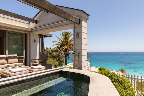 Bungalow Kloof - Four Bedroom Villa, Sleeps 8