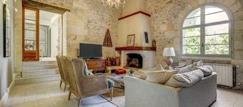 Maison Vinicole - Fünf Schlafzimmer Villa, Schläft 10