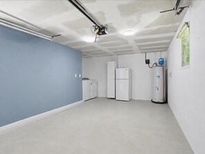 Interior - Historic Downtown Studio with Private Garage (St. Augustine)