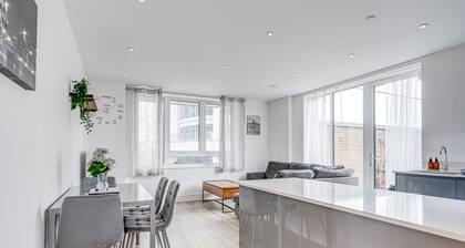 Cozy London Apartment With 2 Bedrooms