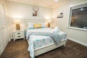 4 chambres, fer et planche à repasser, lit parapluie, Wi-Fi