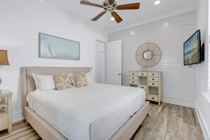 7 bedrooms, iron/ironing board, free WiFi, bed sheets