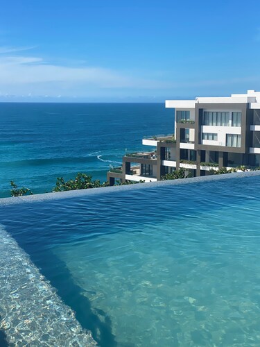 Chic 2BR Prime Resort Condo with Luxe finishes in beautiful Cabo San Lucas