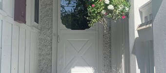 Historical Haven Steps to Downtown