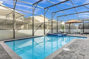 Beheizter Pool