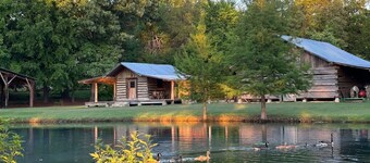 The Corn Crib Cabin at Green Frog Farm