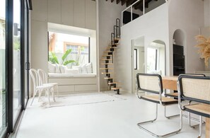 Interior - Lumishi @_lumicollection (Miami)