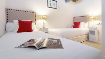 2 slaapkamers, een strijkplank/strijkijzer, wifi, beddengoed