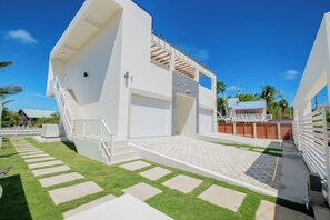 Property grounds - Villa Tres Cocos (San Pedro)