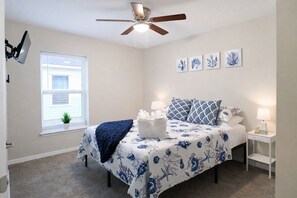 3 bedrooms, iron/ironing board, travel cot, free WiFi