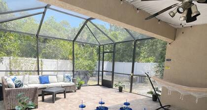 Generator, Yard, Family 3BR near Beach & Downtown