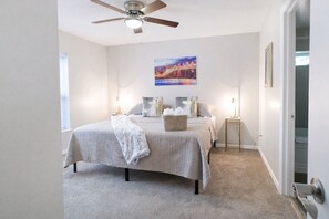 3 soverom, strykejern/-brett, reiseseng for barn og wi-fi (inkludert)