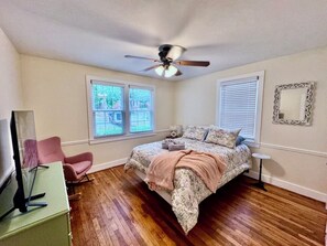 2 chambres, bureau, fer et planche à repasser, Wi-Fi gratuit