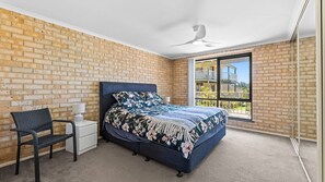 3 sovrum, gratis wi-fi och sängkläder