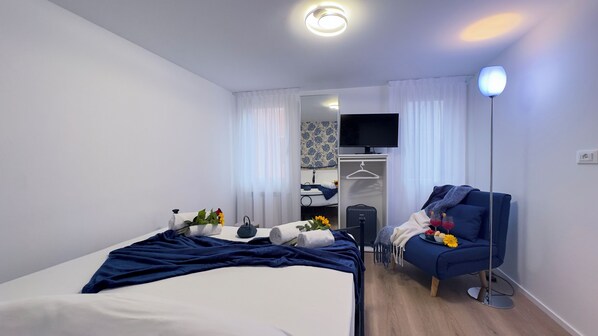 1 室のベッドルーム、WiFi (無料)、ベッドシーツ