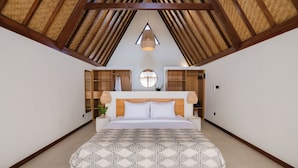 Camera da letto con soffitto spiovente, un letto con copriletto decorato, lampade da comodino e scaffalature integrate.