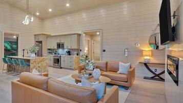 Smart TV, fireplace, video games