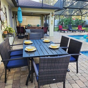 Outdoor dining