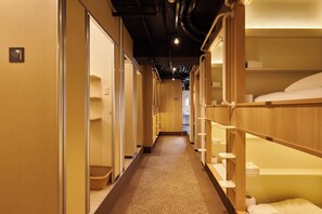 Bed sheets - Capsule Hotel CONTINUE Nijojo-Kita (Kyoto)