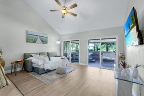 2 soverom, strykejern/-brett, wi-fi og sengetøy