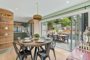 Dining - Ankers Home at Mollymook (Mollymook Beach)