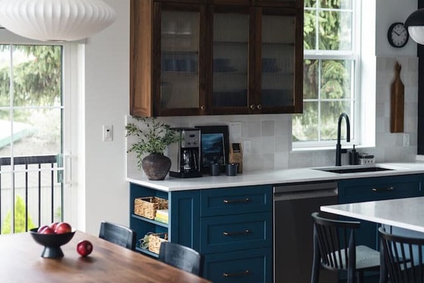 Kitchen and dining area