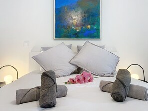 1 bedroom, desk - Art Studio by Atlantic Holiday (Funchal)