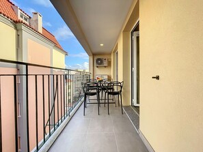 1 bedroom, desk - Art Studio by Atlantic Holiday (Funchal)