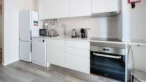 Nhà | 1 phòng ngủ, bàn 