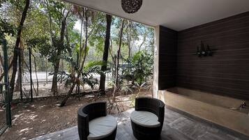 高級公寓, 露台 | 露台/庭院