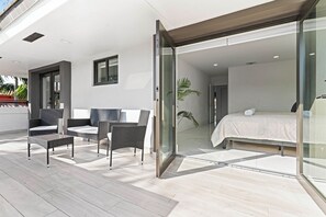 4 bedrooms, iron/ironing board, free WiFi, bed sheets - Winter Sale! Private Pool, Grill, Near Coral Gables & MIA Airport (Miami)