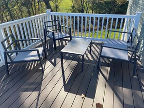 Property grounds - New Charming 3-bedroom 2 full bath and 1 half bedrooms Single family house (Winchester)