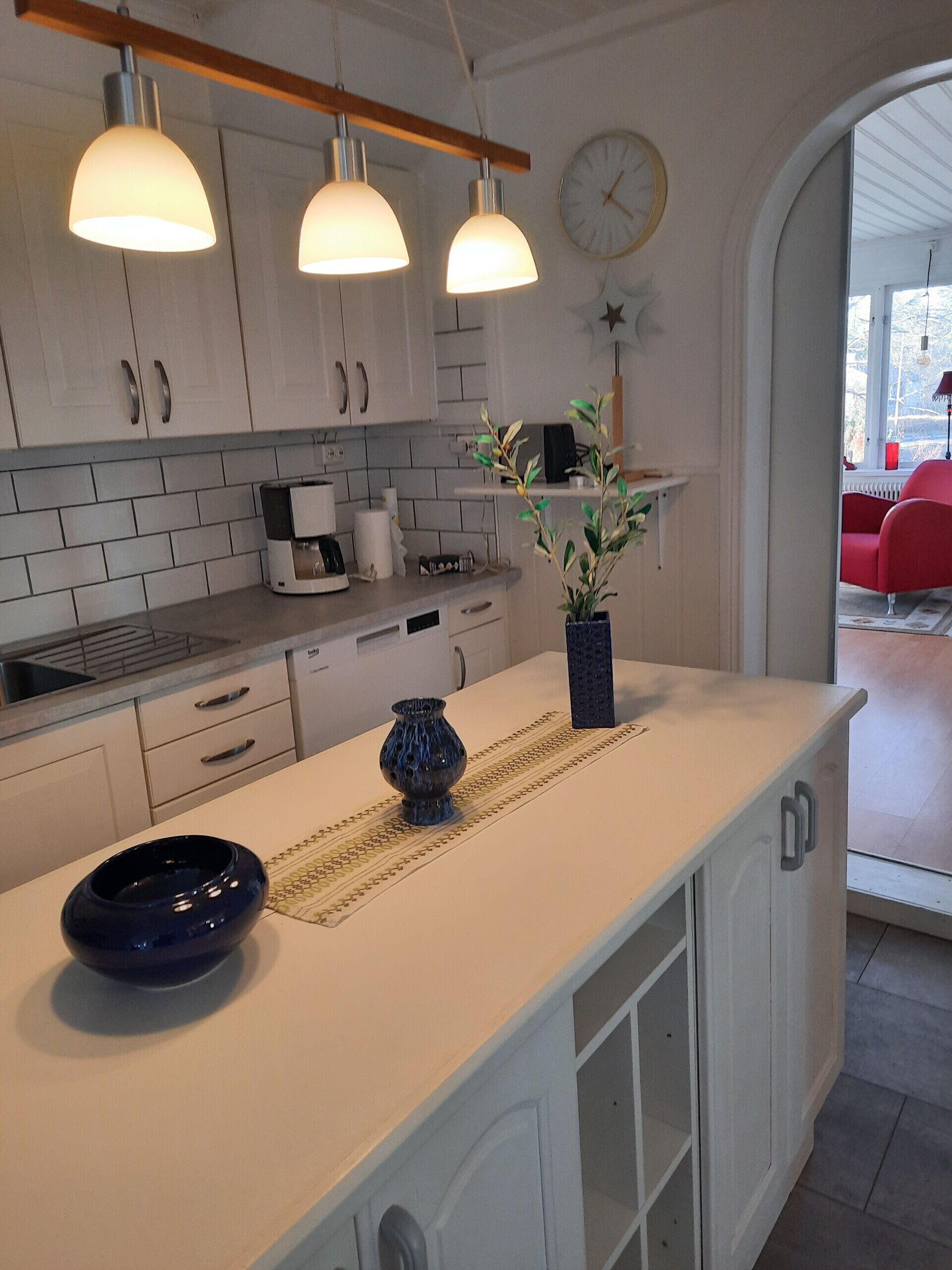 雪櫃、微波爐、焗爐、洗碗機